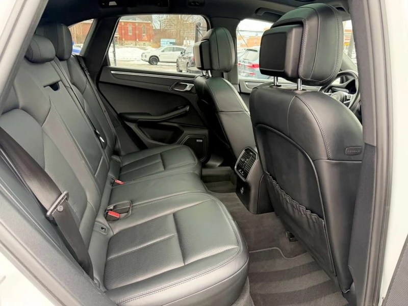 Porsche Macan * CARFAX * БЕЗ ПЪРВОНАЧАЛНА ВНОСКА, снимка 15 - Автомобили и джипове - 53102745