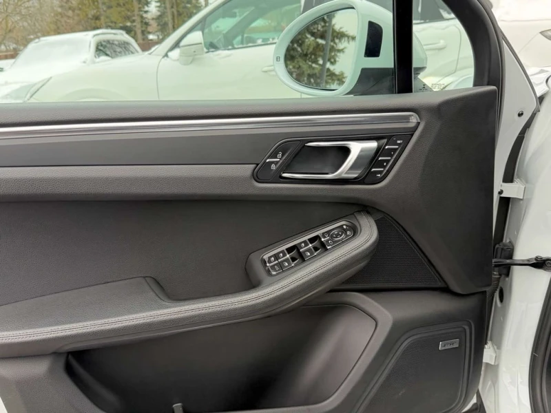Porsche Macan * CARFAX * БЕЗ ПЪРВОНАЧАЛНА ВНОСКА, снимка 10 - Автомобили и джипове - 53102745