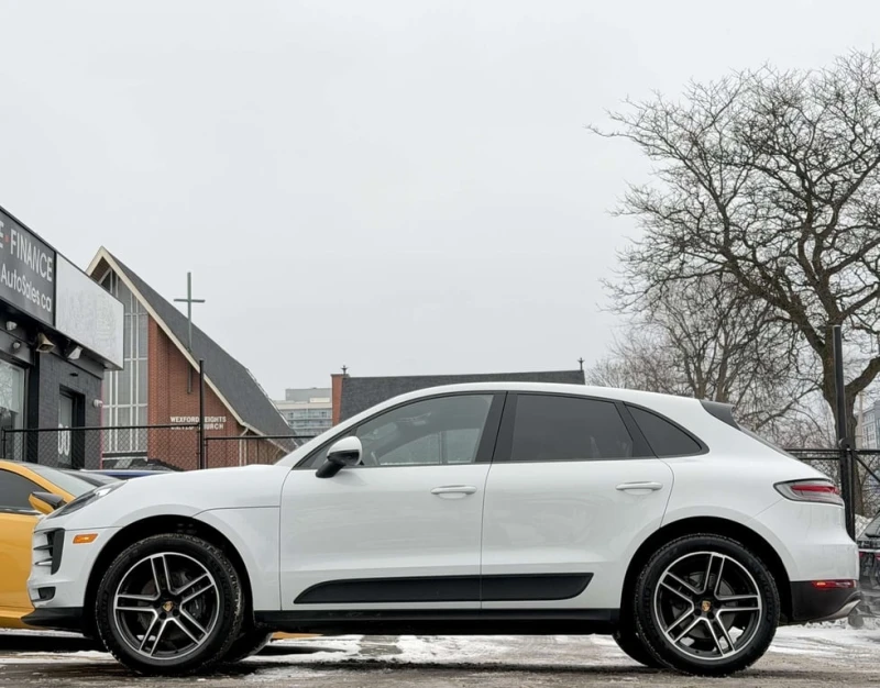 Porsche Macan * CARFAX * БЕЗ ПЪРВОНАЧАЛНА ВНОСКА, снимка 2 - Автомобили и джипове - 53102745