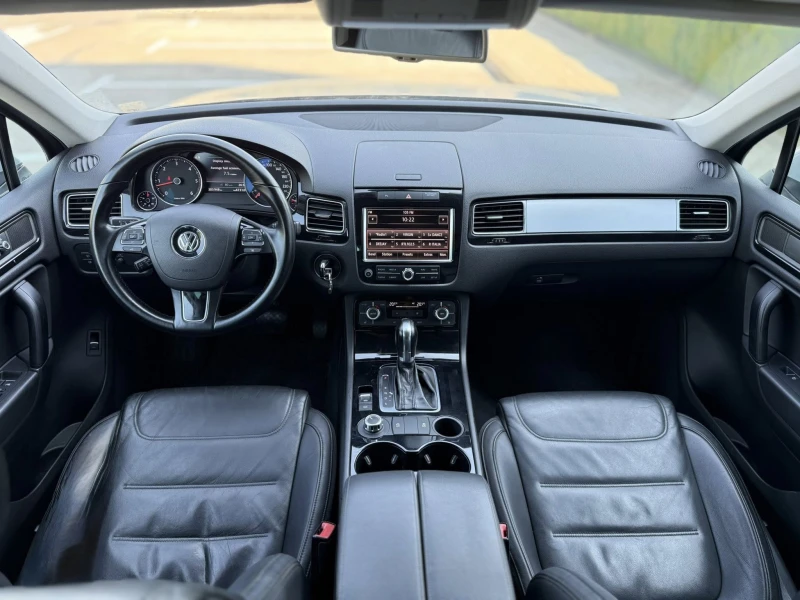 VW Touareg Реални км Сервизна, снимка 10 - Автомобили и джипове - 53230278