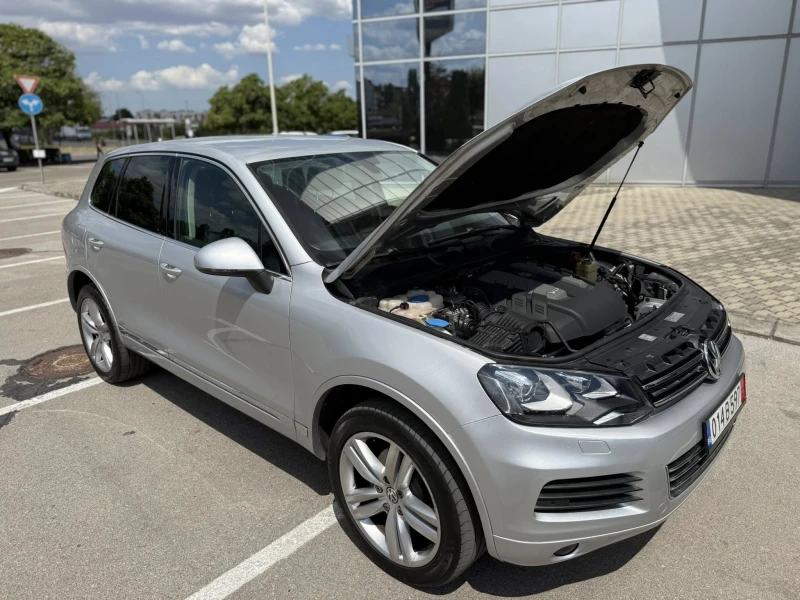 VW Touareg Реални км Сервизна, снимка 9 - Автомобили и джипове - 53230278