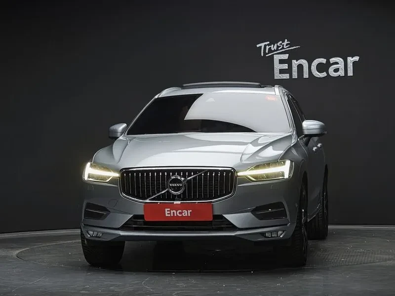 Volvo XC60 2Nd Generation D5 Inscription, снимка 3 - Автомобили и джипове - 55090105