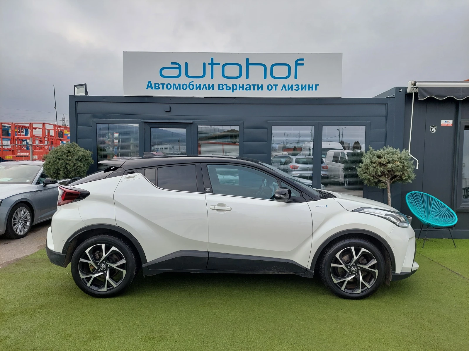 Toyota C-HR 2.0VVT-i/HYBRID/184k.c./e-CVT - изображение 5