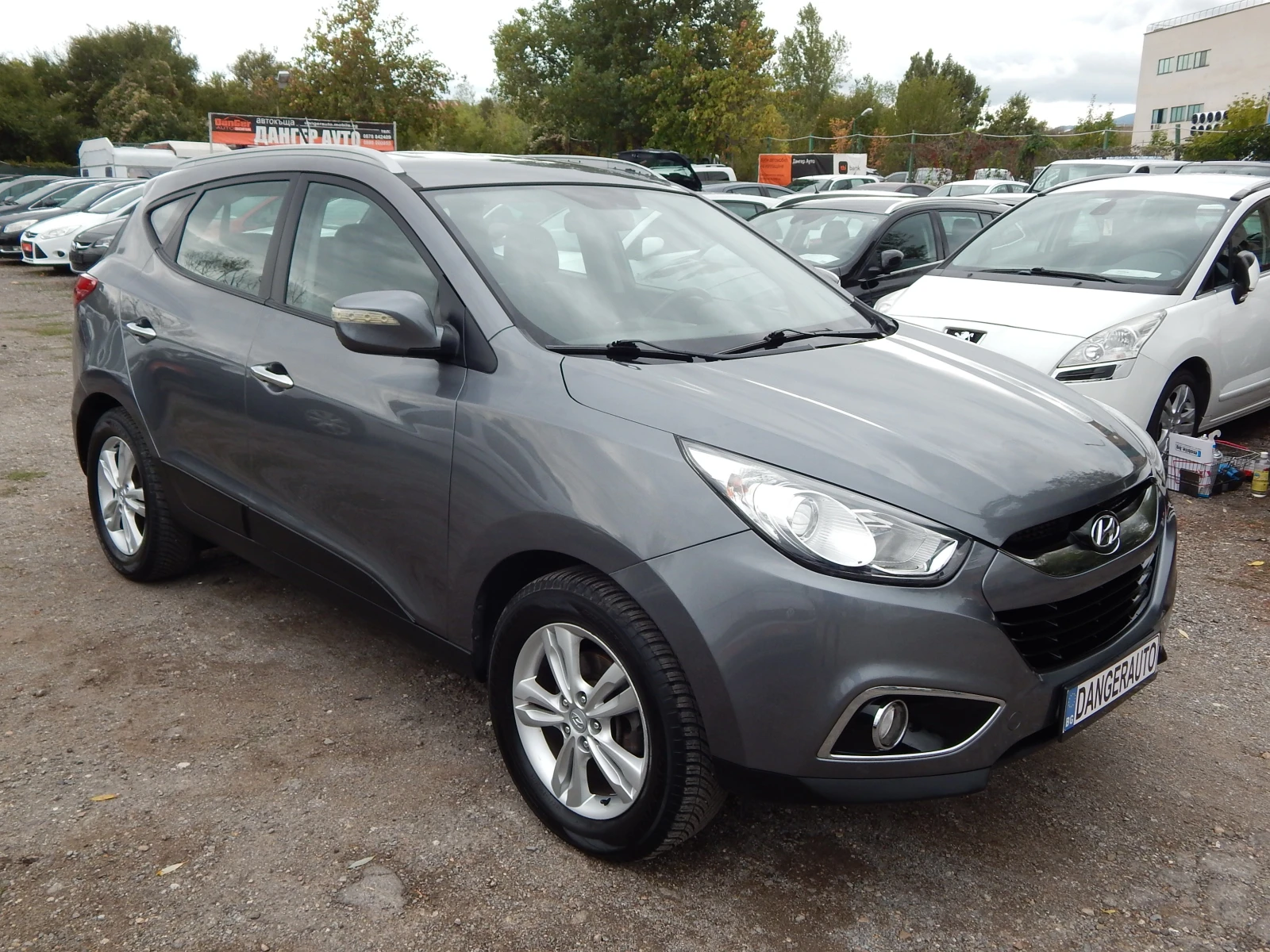 Hyundai IX35 2.0i* 4x4* ГАЗОВ ИНЖЕКЦИОН*  - изображение 3
