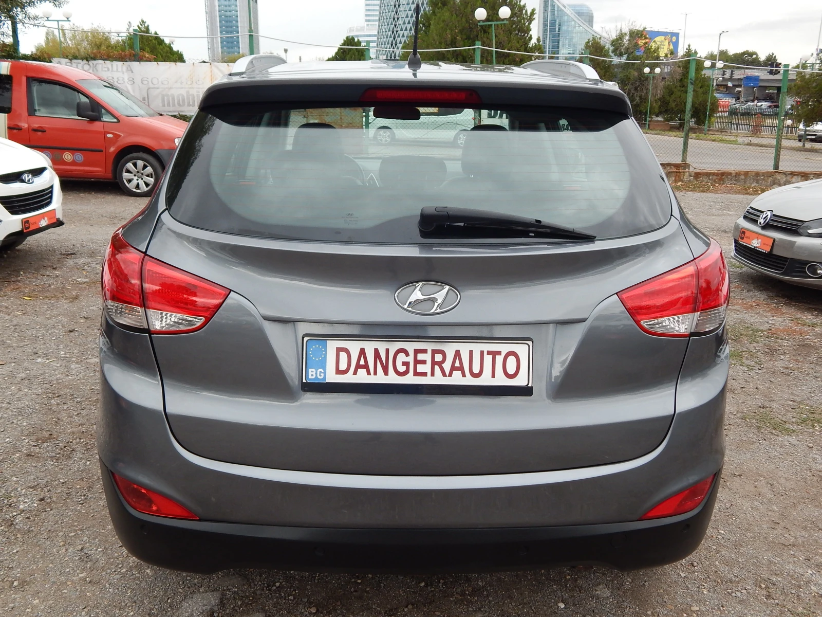 Hyundai IX35 2.0i* 4x4* ГАЗОВ ИНЖЕКЦИОН*  - изображение 5