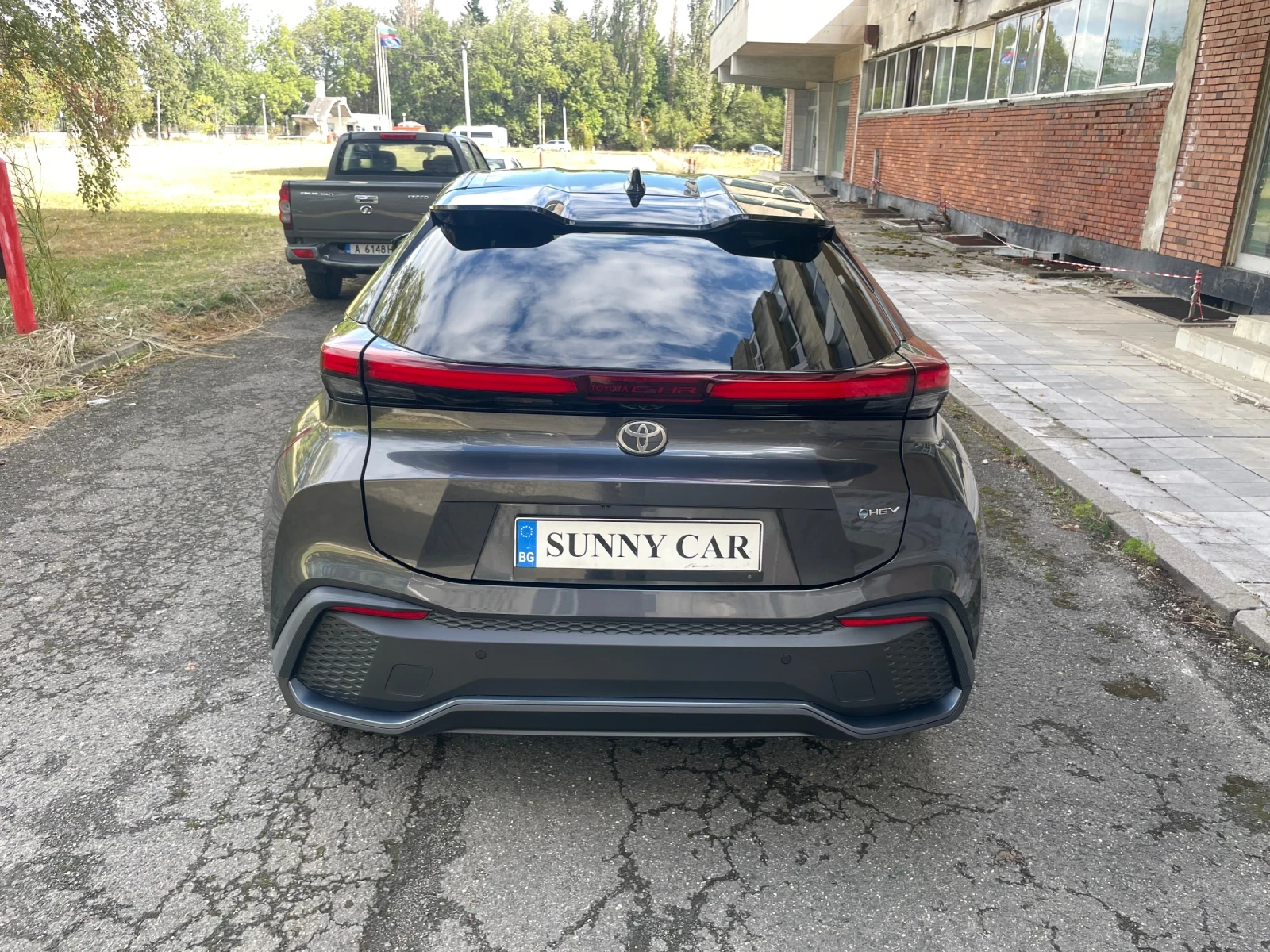 Toyota C-HR 1.8 Hybrid - изображение 5