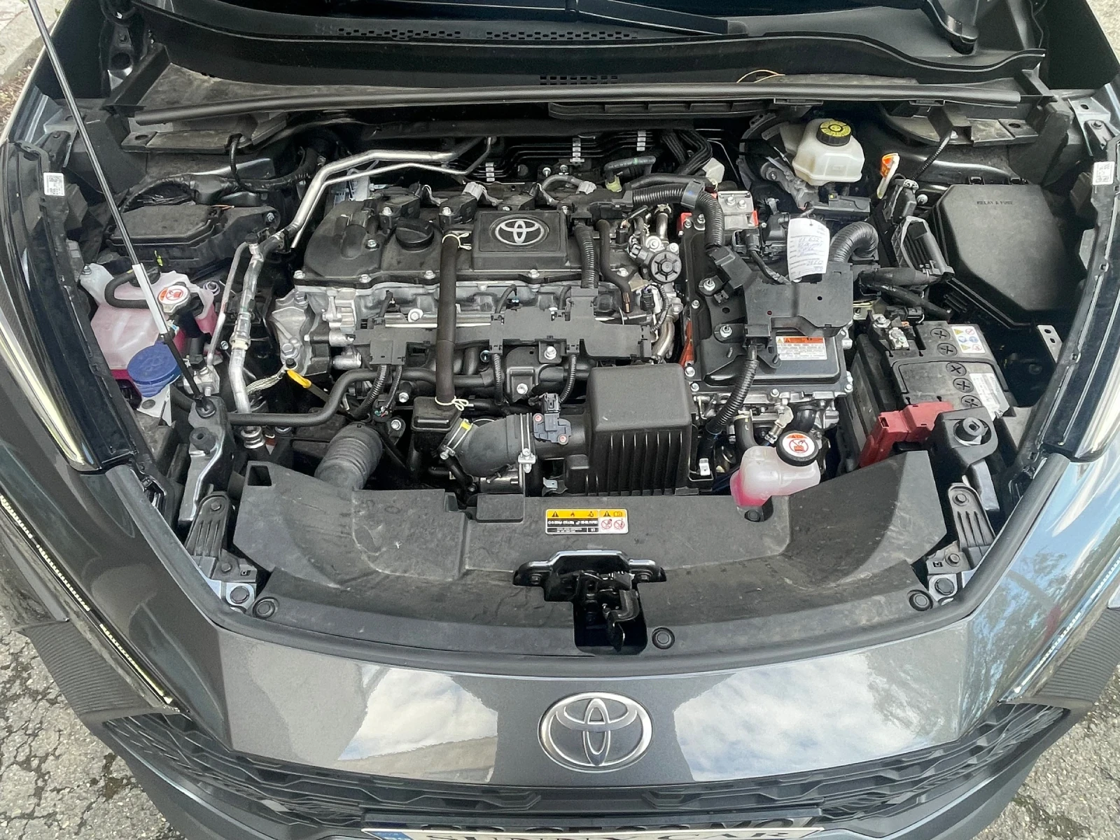 Toyota C-HR 1.8 Hybrid | Mobile.bg — изображение 17
