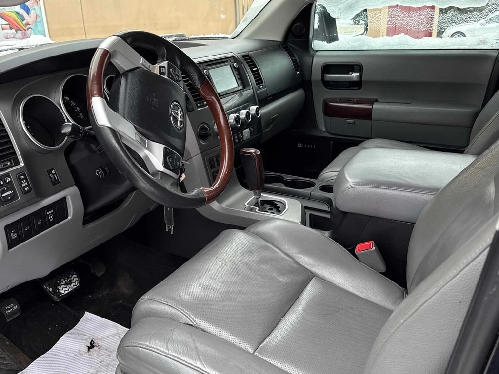 Toyota Sequoia * Platinum * CARFAX * ��� ������������ ������ | Mobile.bg � ����������� 5