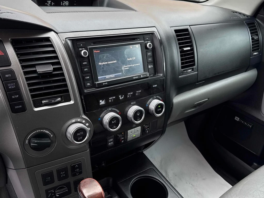 Toyota Sequoia * Platinum * CARFAX * ��� ������������ ������ | Mobile.bg � ����������� 9