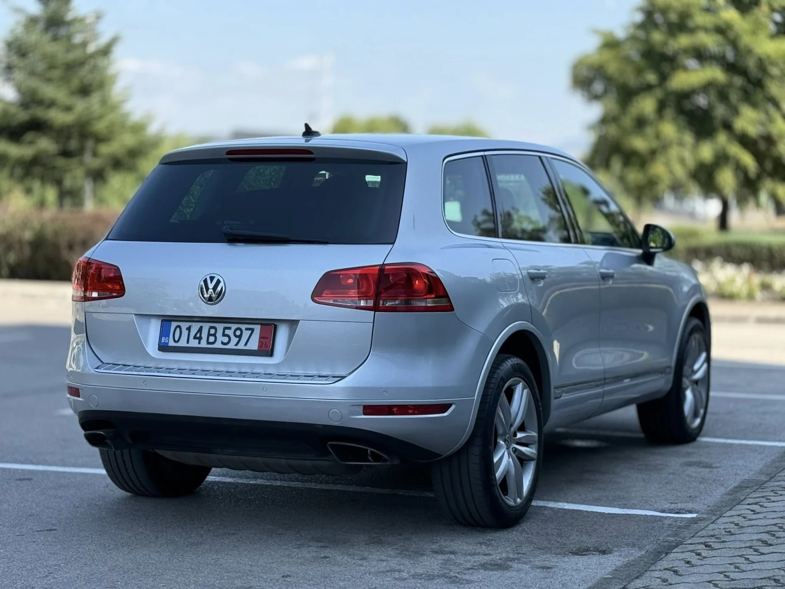 VW Touareg Реални км Сервизна - изображение 8