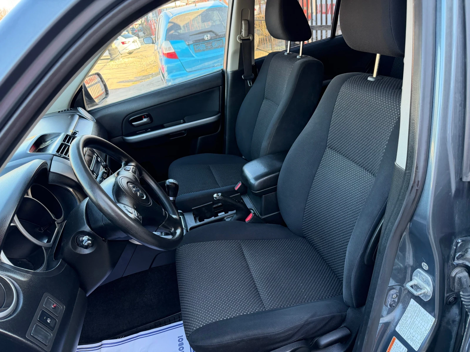 Suzuki Grand vitara 2.7 V6 РЪЧКА Швейцария ТОП, снимка 11 - Автомобили и джипове - 53749722