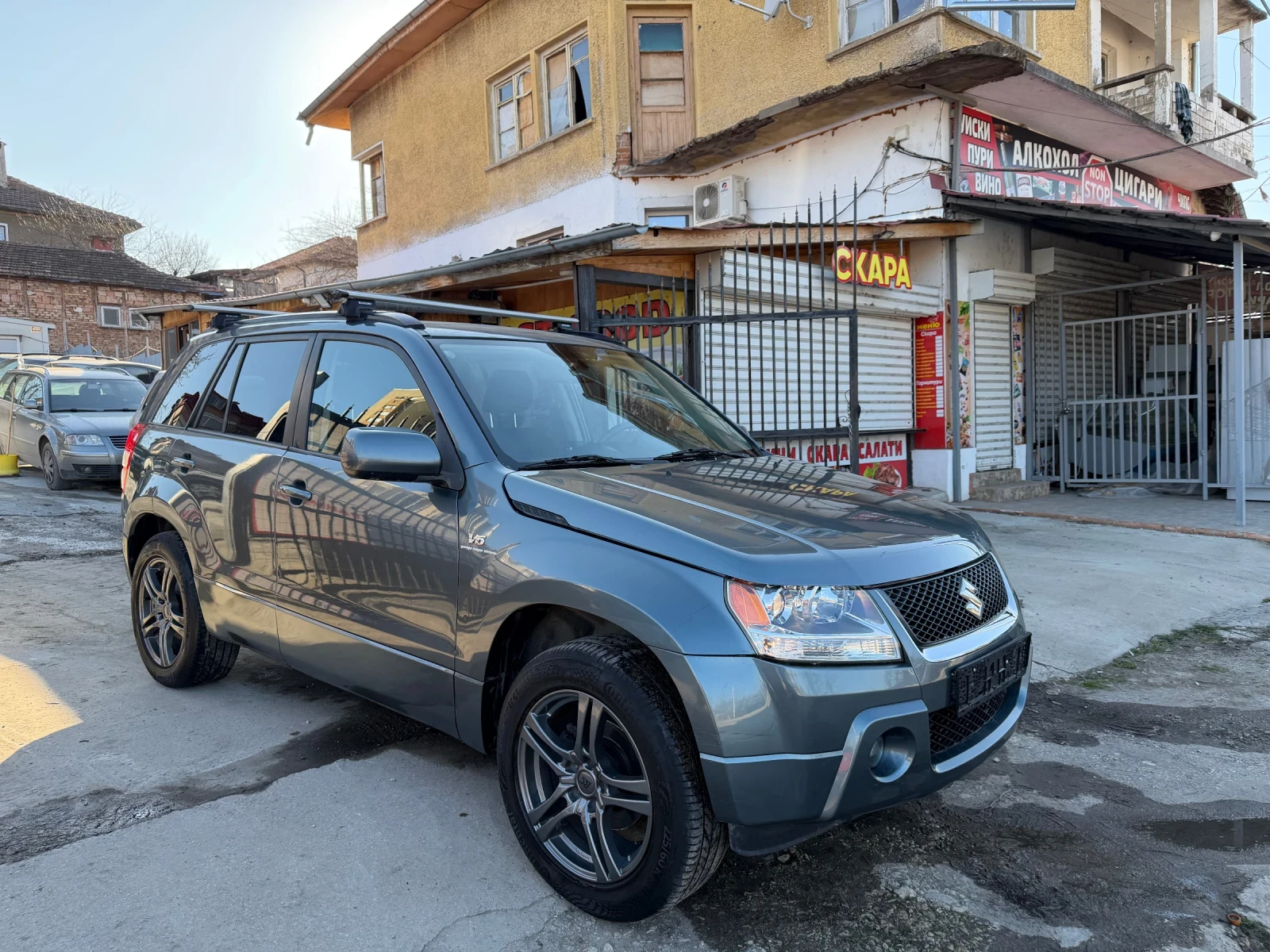 Suzuki Grand vitara 2.7 V6 РЪЧКА Швейцария ТОП, снимка 4 - Автомобили и джипове - 53749722