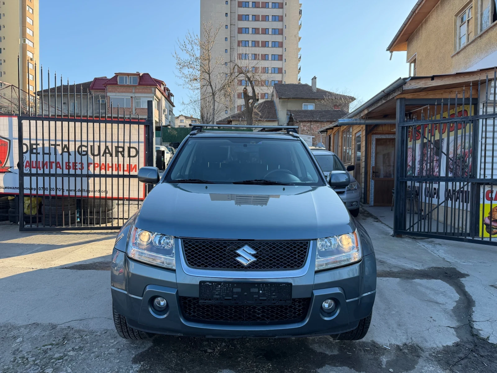 Suzuki Grand vitara 2.7 V6 РЪЧКА Швейцария ТОП, снимка 2 - Автомобили и джипове - 53749722