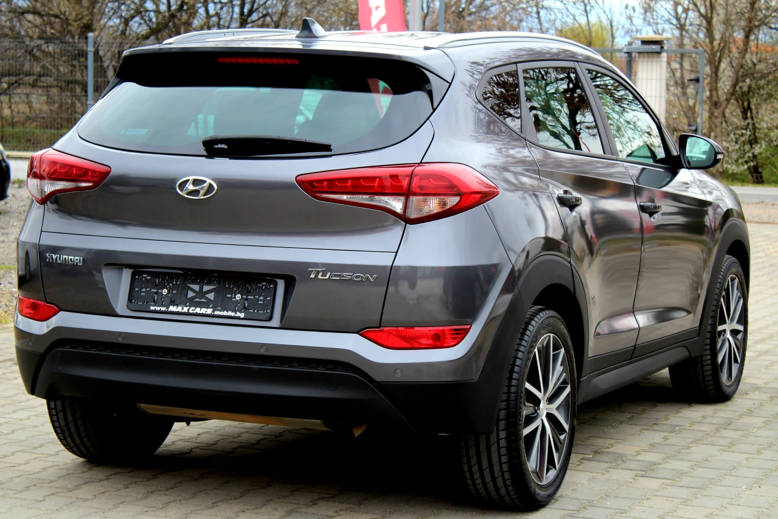Hyundai Tucson 1.7CRDi СОБСТВЕН ЛИЗИНГ/KEYLESS GO/ЕВРО 6В, снимка 7 - Автомобили и джипове - 53953392