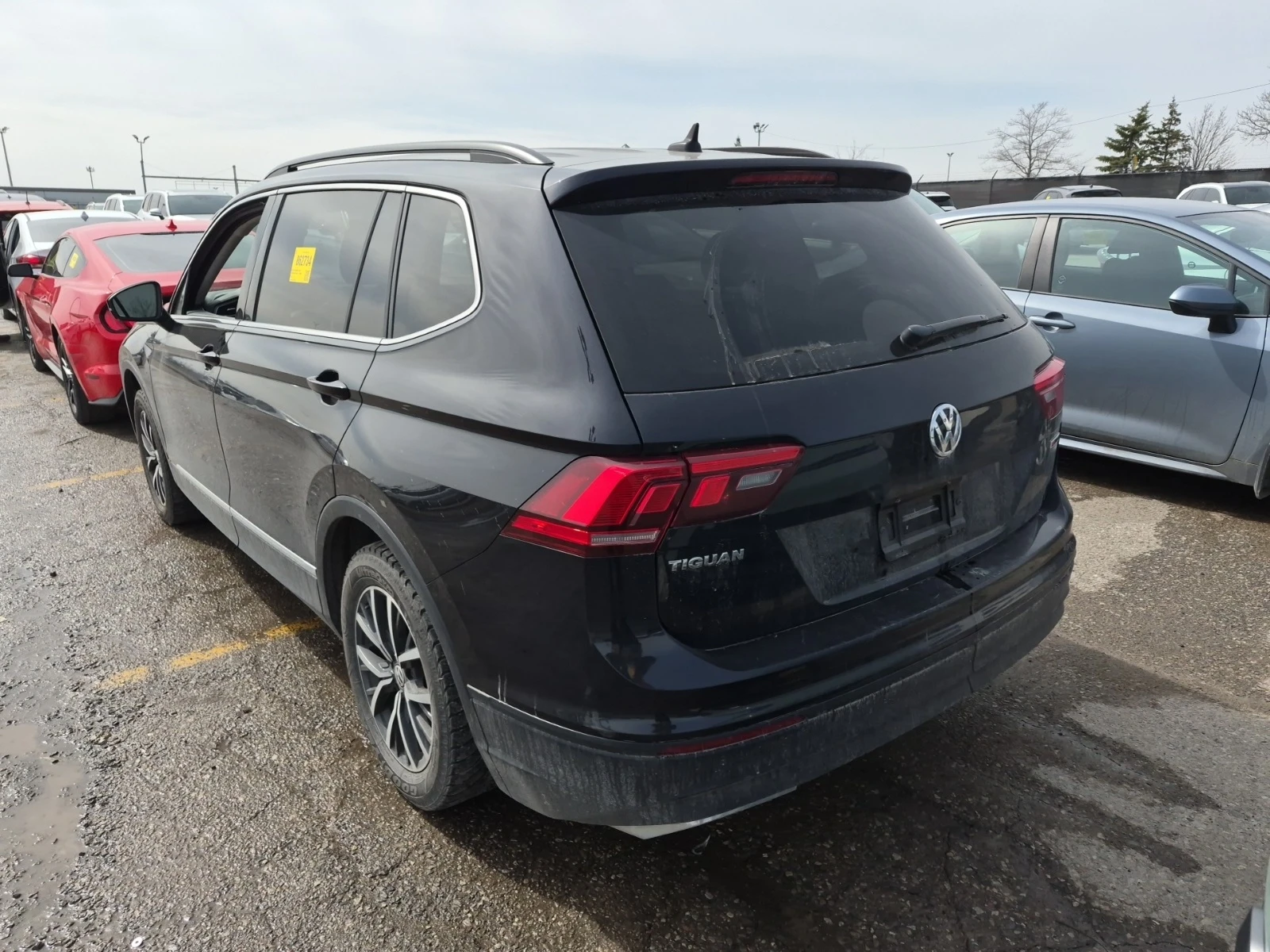 VW Tiguan COMFORTLINE* * CARFAX * * АВТО КРЕДИТ * * , снимка 4 - Автомобили и джипове - 54063500