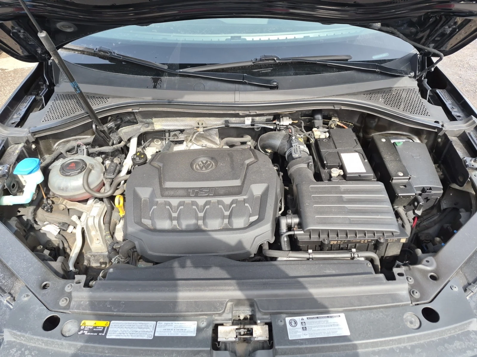 VW Tiguan COMFORTLINE* * CARFAX * * АВТО КРЕДИТ * * , снимка 11 - Автомобили и джипове - 54063500