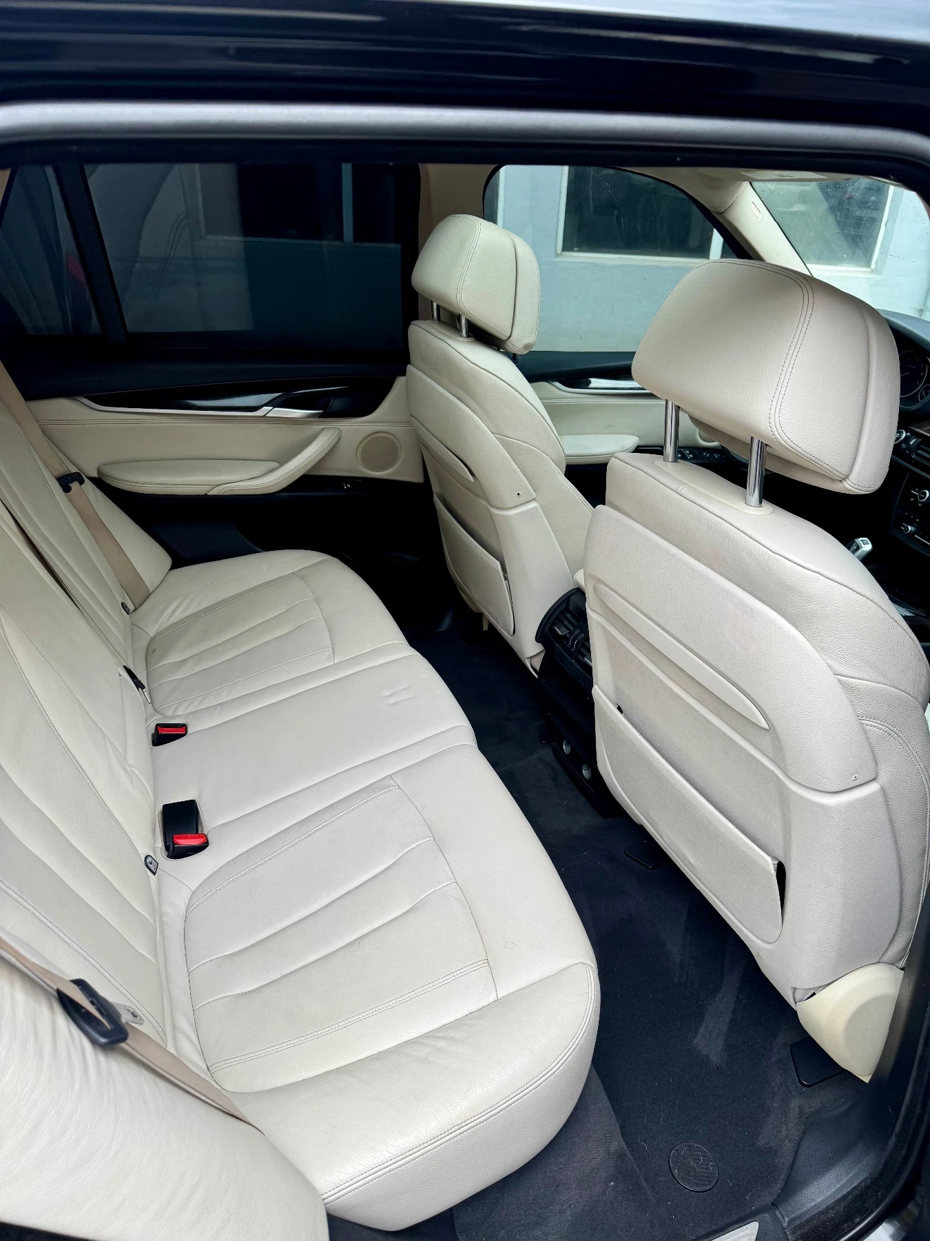 BMW X5 50i, снимка 8 - Автомобили и джипове - 54101311