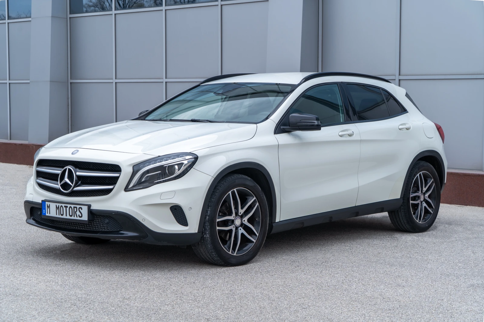 Mercedes-Benz GLA 220 2.2CDI AMG Shadow Line 177 кс Carplay Keyless GO, снимка 3 - Автомобили и джипове - 54235342