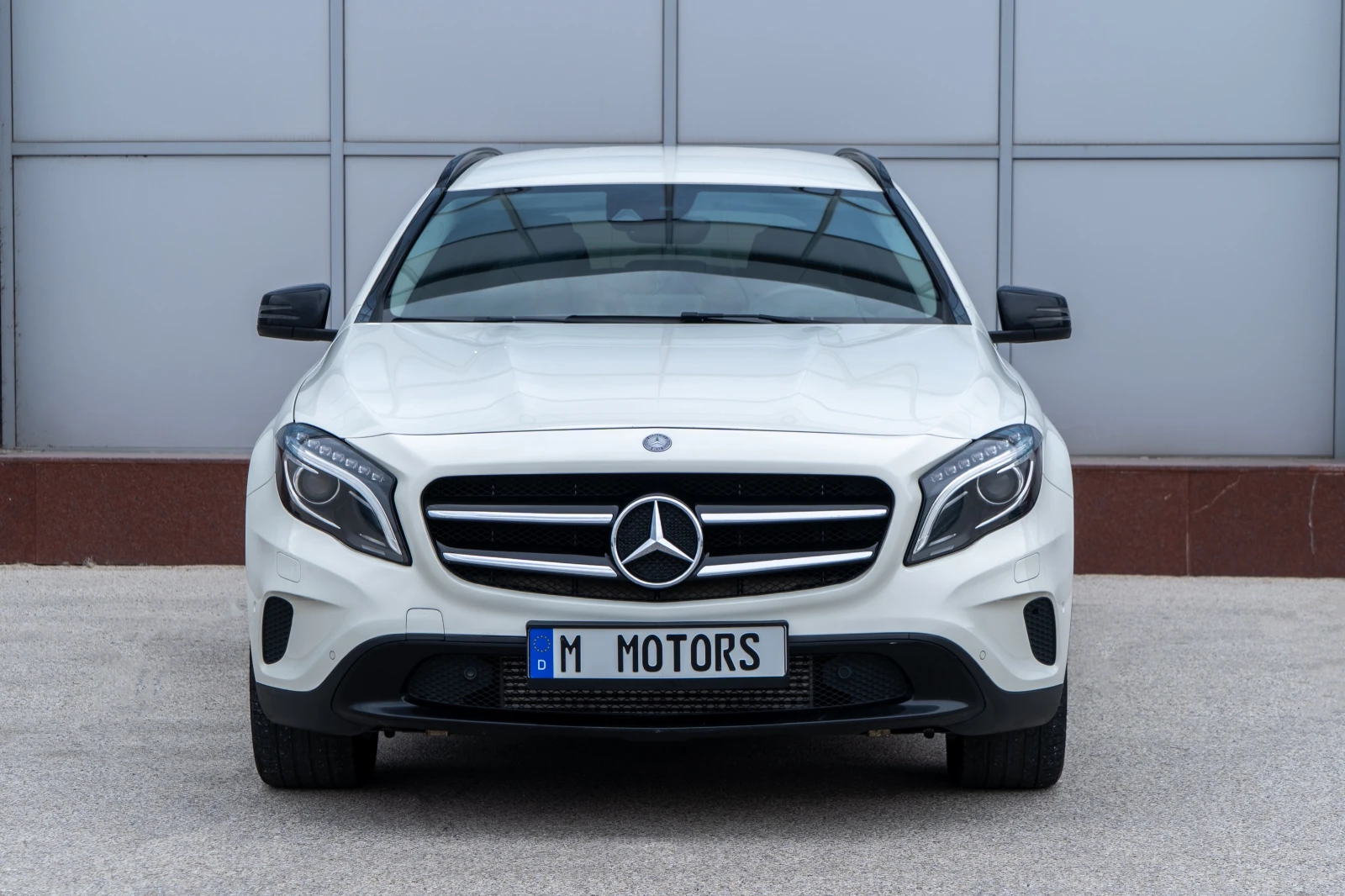 Mercedes-Benz GLA 220 2.2CDI AMG Shadow Line 177 кс Carplay Keyless GO, снимка 2 - Автомобили и джипове - 54235342