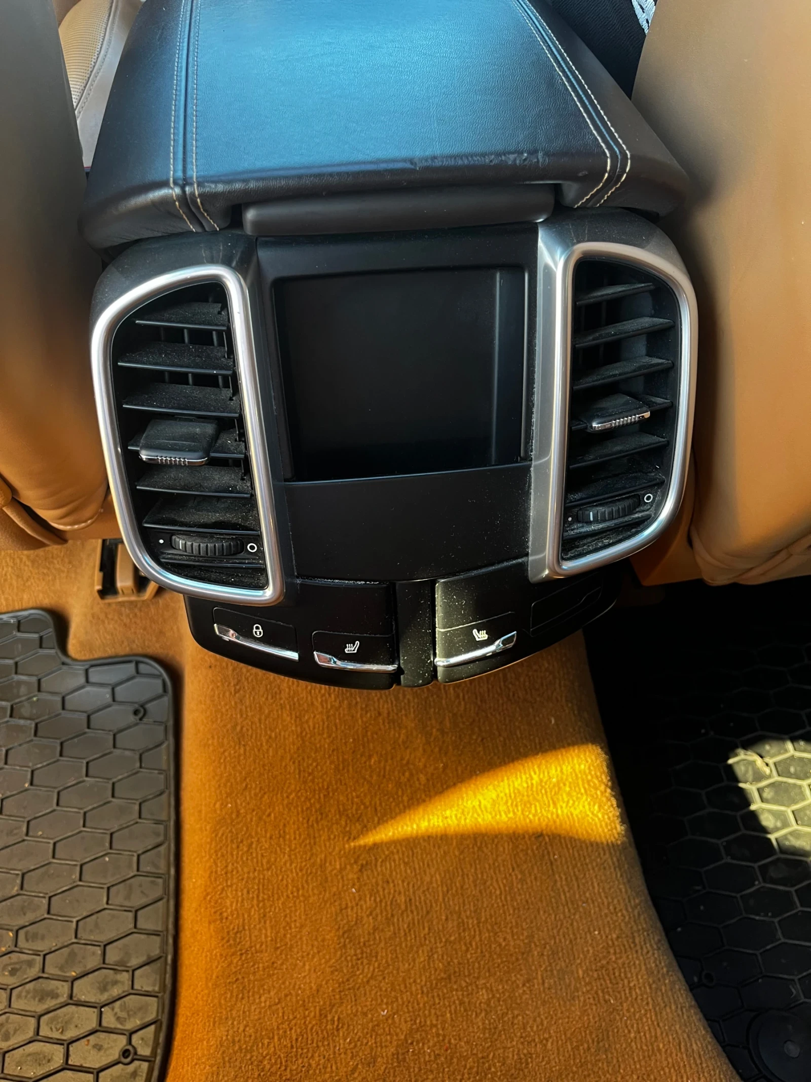 Porsche Cayenne, снимка 13 - Автомобили и джипове - 54296292