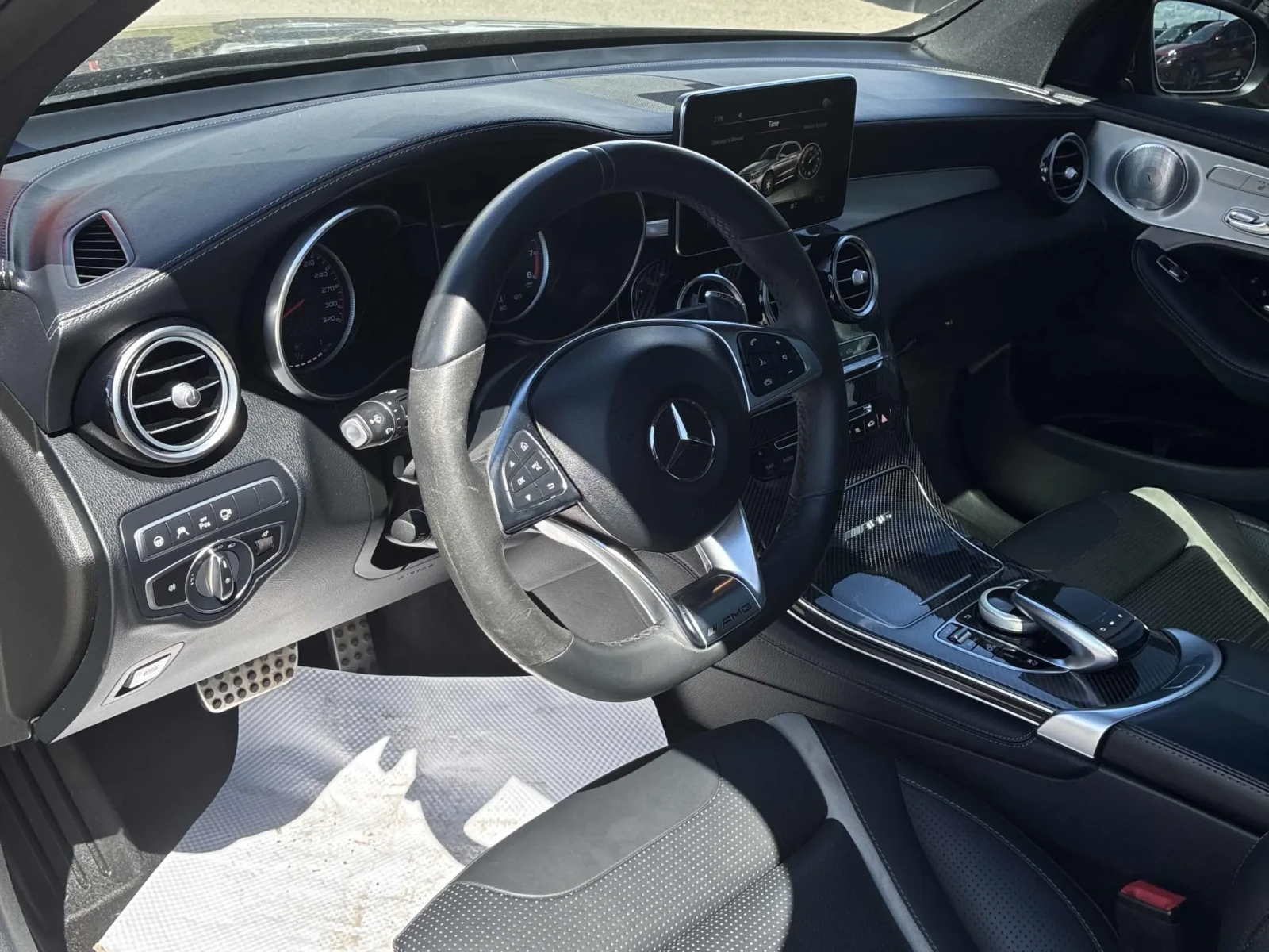 Mercedes-Benz GLC 63 S AMG * CARFAX * АВТО КРЕДИТ * , снимка 7 - Автомобили и джипове - 54804272