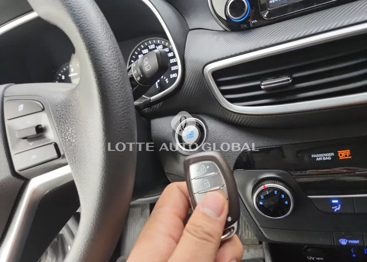 Hyundai Tucson Smart, снимка 7 - Автомобили и джипове - 54895931