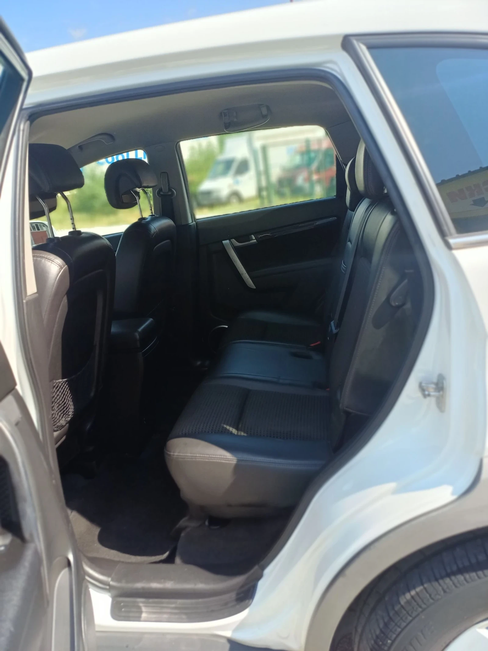 Chevrolet Captiva, снимка 4 - Автомобили и джипове - 55146716