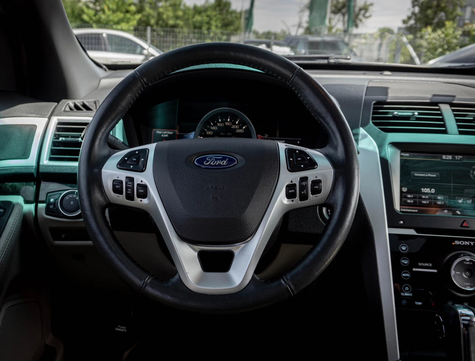 Ford Explorer 3.5 AWD-V6-286hp, снимка 10 - Автомобили и джипове - 55432933