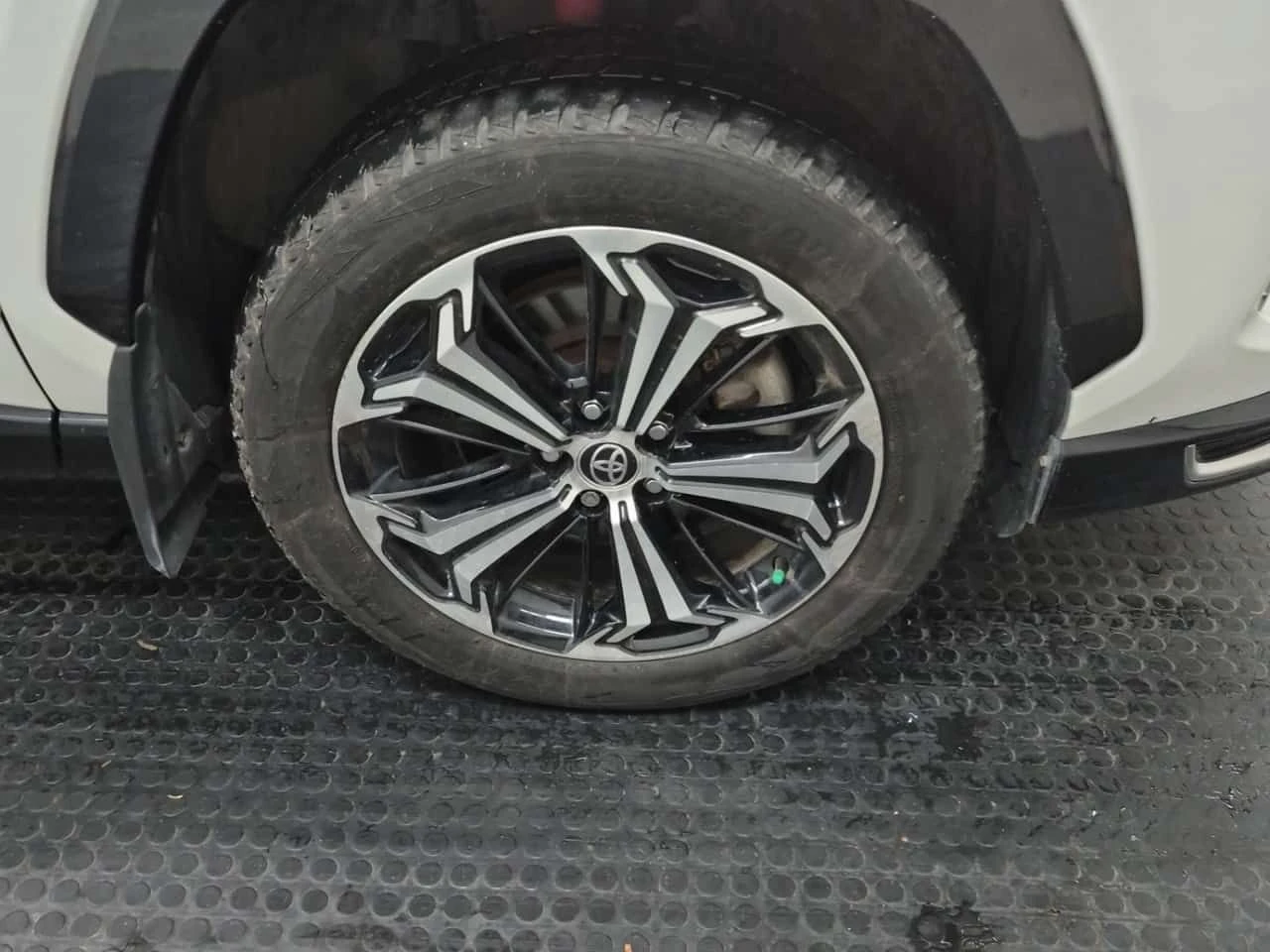 Toyota Rav4 * AWD * CARFAX * ЦЕНА ДО БГ, снимка 13 - Автомобили и джипове - 55569109