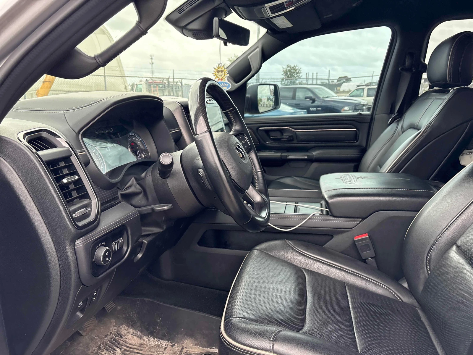 Dodge RAM 1500 * Limited * АВТОКРЕДИТ * ГЛАВНО ПРЕДСТАВИТЕЛСТВО, снимка 8 - Автомобили и джипове - 55803612