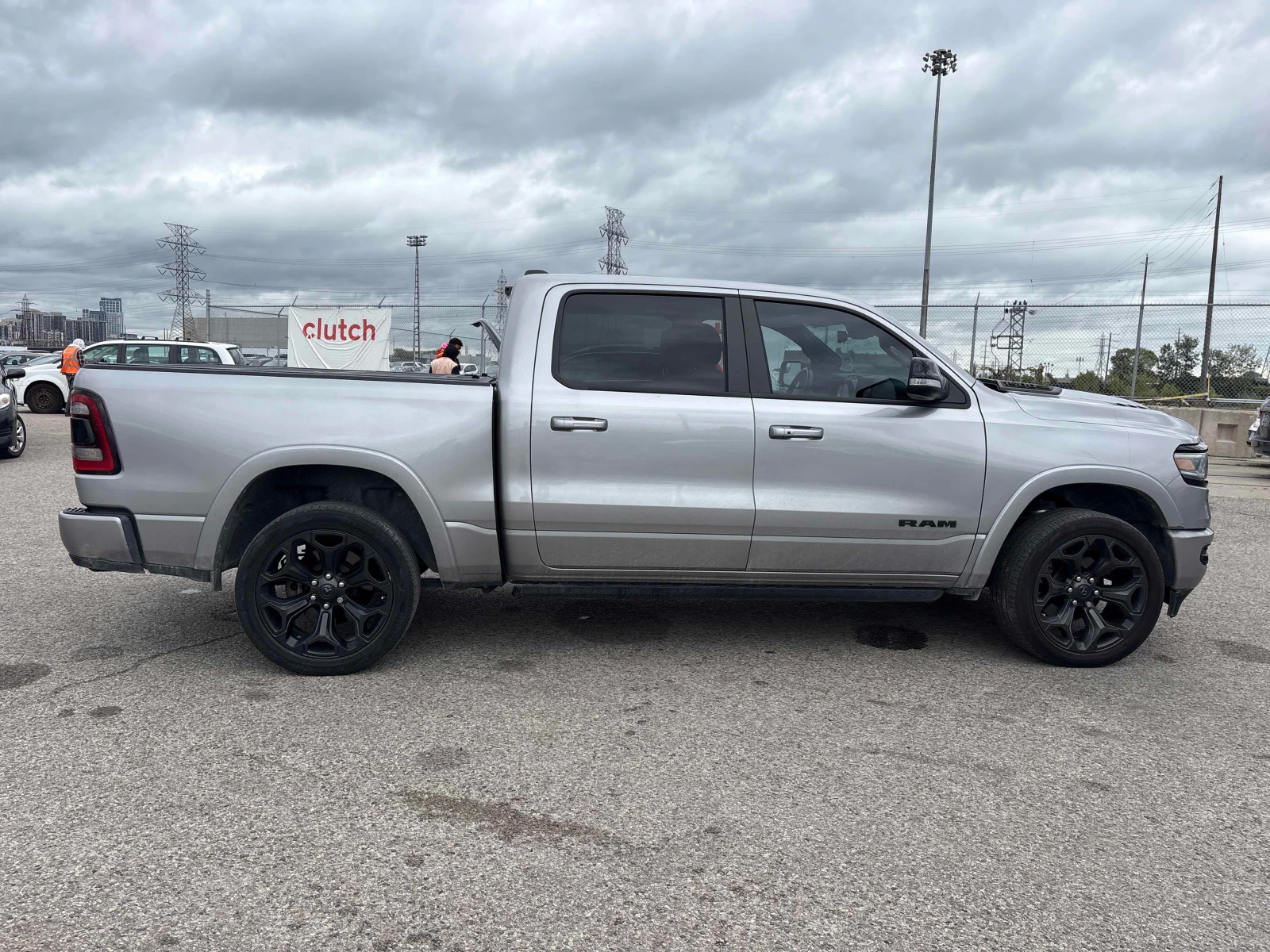Dodge RAM 1500 * Limited * АВТОКРЕДИТ * ГЛАВНО ПРЕДСТАВИТЕЛСТВО, снимка 4 - Автомобили и джипове - 55803612