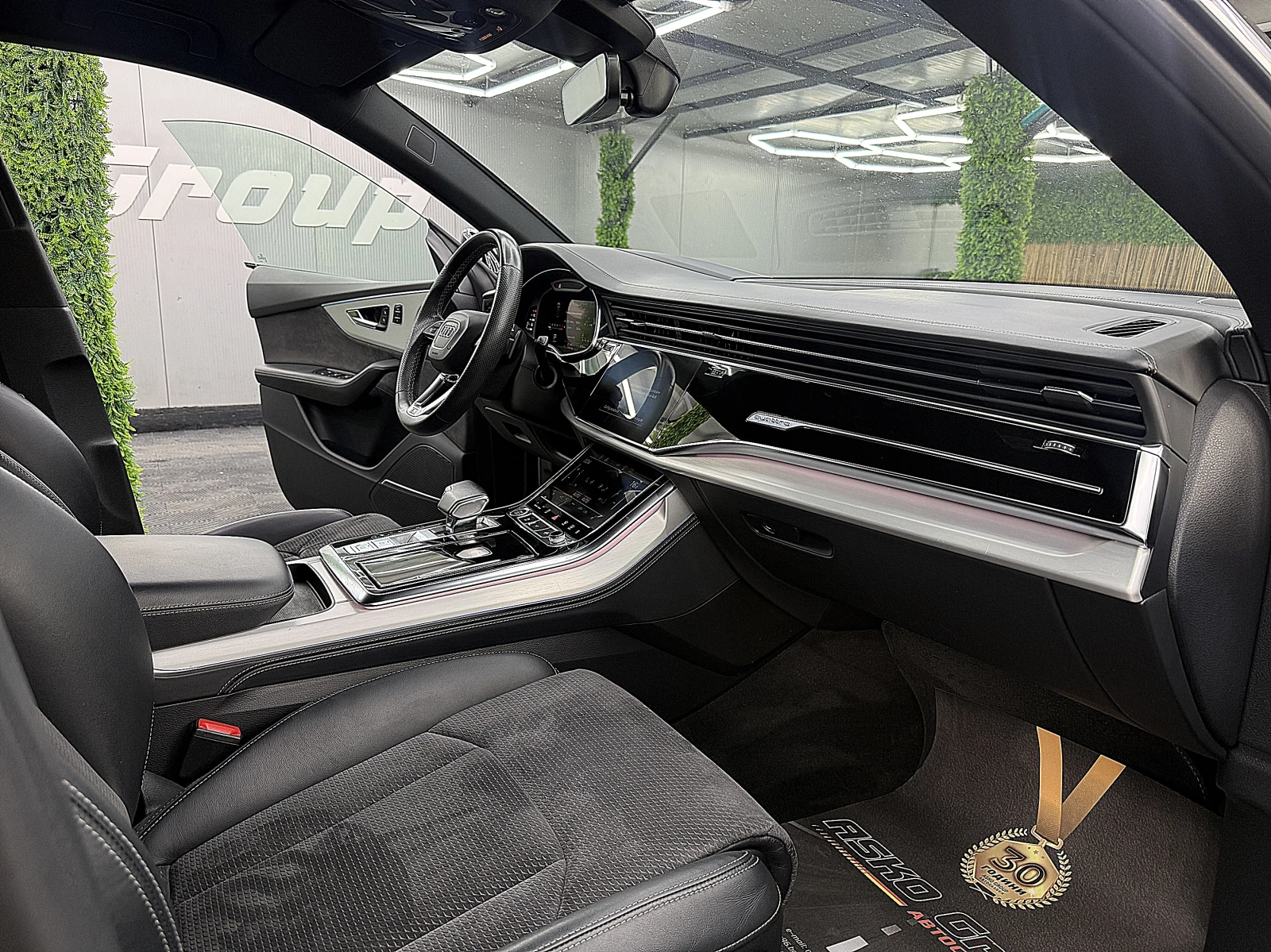 Audi Q8 S-line/3D-kamera/KeylessGo/BANG&OLUFSEN/ЛИЗИНГ, снимка 11 - Автомобили и джипове - 55815014