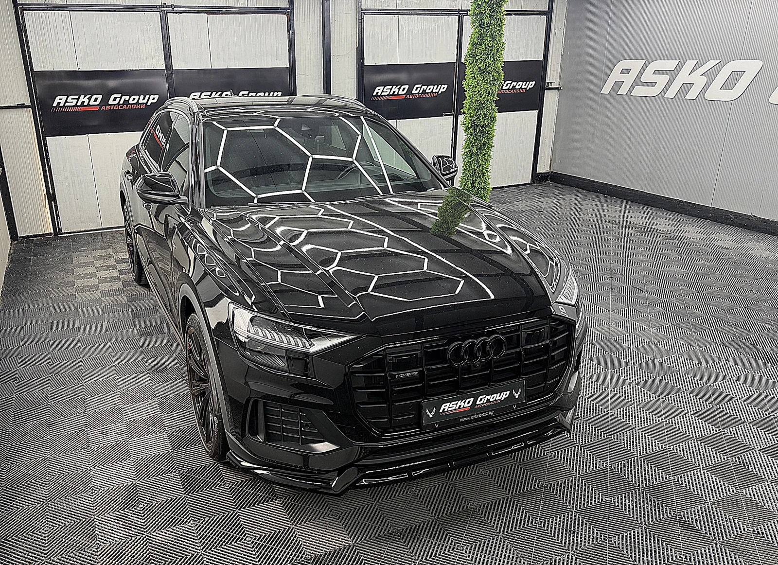 Audi Q8 S-line/3D-kamera/KeylessGo/BANG&OLUFSEN/ЛИЗИНГ, снимка 7 - Автомобили и джипове - 55815014
