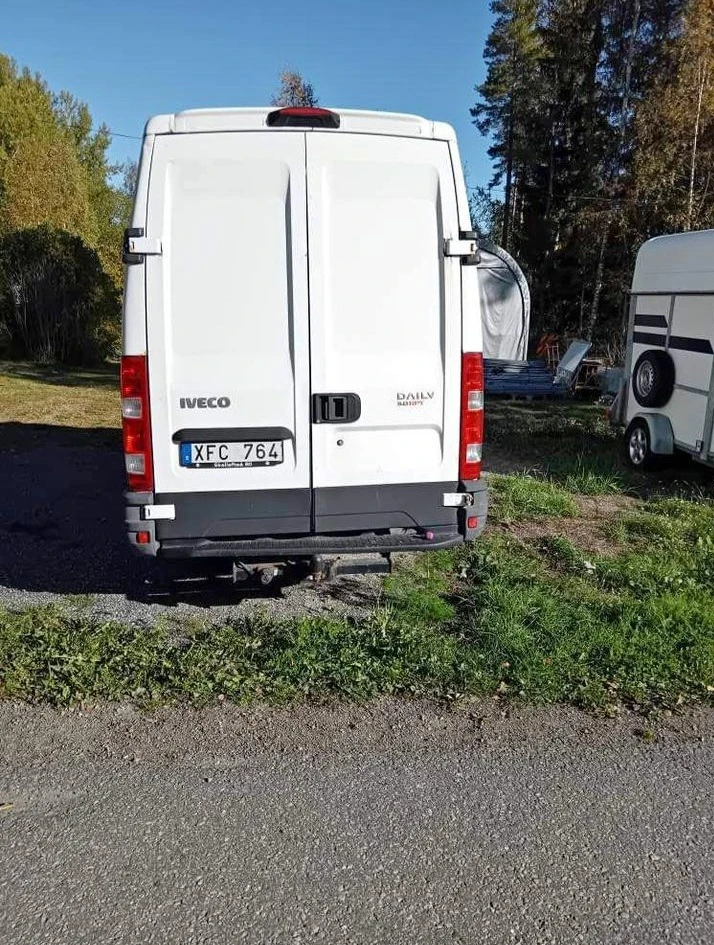 Iveco Daily, снимка 2 - Бусове и автобуси - 47537277