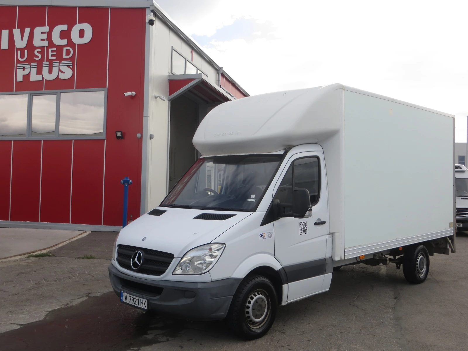 Mercedes-Benz Sprinter 313 ДЕСЕН ВОЛАН, снимка 1