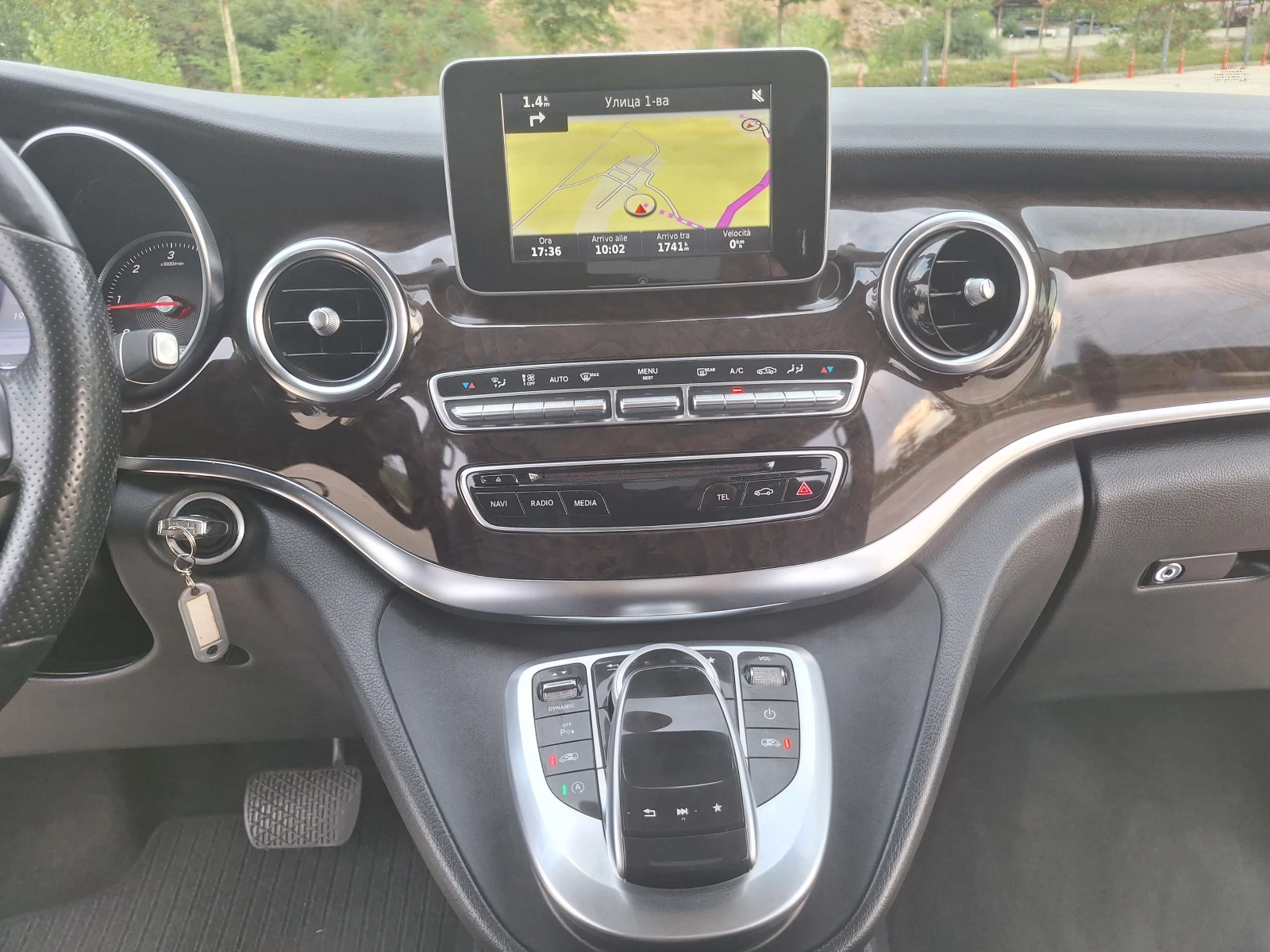 Mercedes-Benz V 250 VIP-CONVERSION* EXTRA-LONG*  | Mobile.bg   12