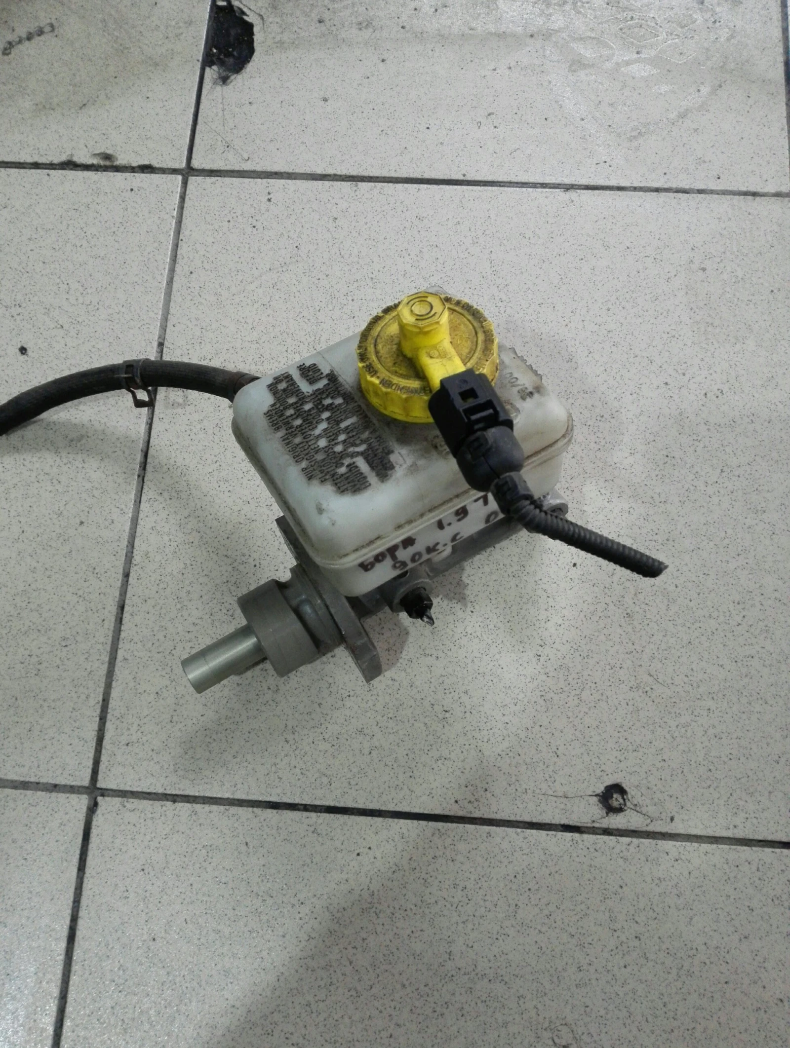 �������� ����� ���������� ���� 1.9��� (2) | Mobile.bg � ����������� 1