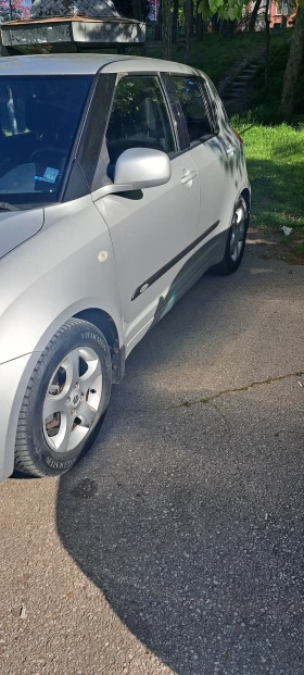 Suzuki Swift 1.3i, снимка 6