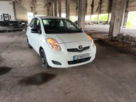 Toyota Yaris 1.0, снимка 12