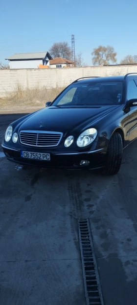     Mercedes-Benz E 320 320