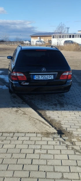     Mercedes-Benz E 320 320