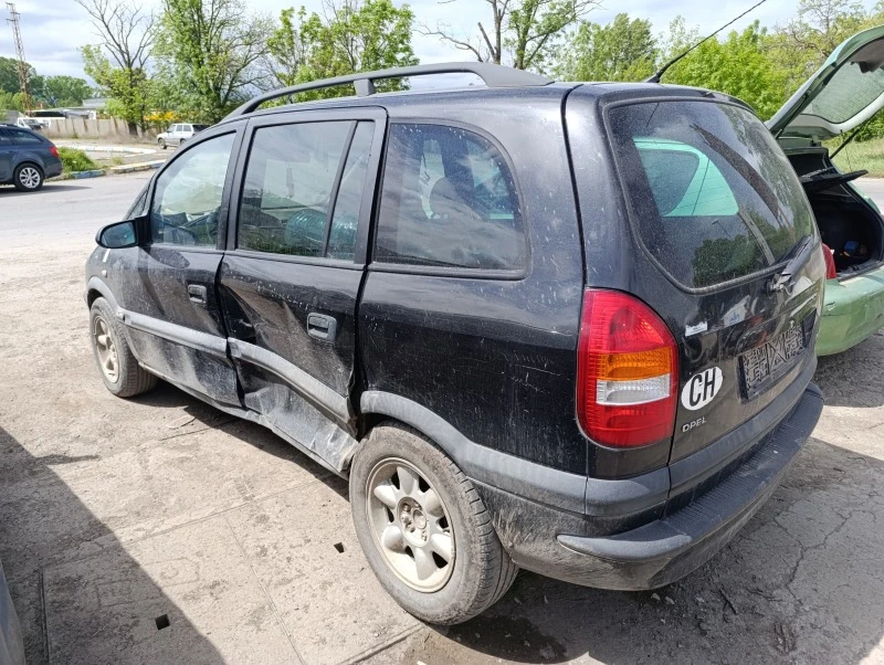 Opel Zafira 1.8I, снимка 8 - Автомобили и джипове - 45541259