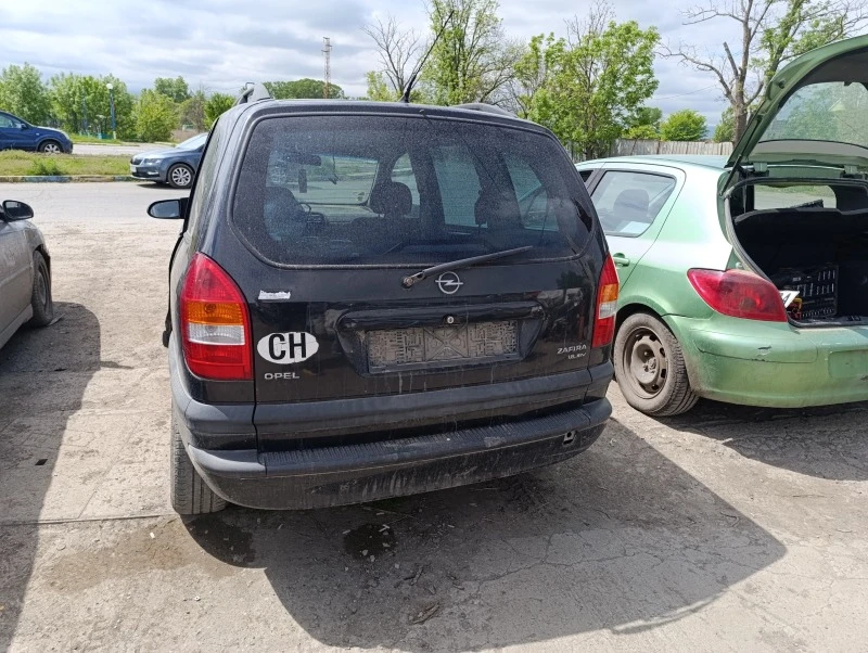 Opel Zafira 1.8I, снимка 9 - Автомобили и джипове - 45541259