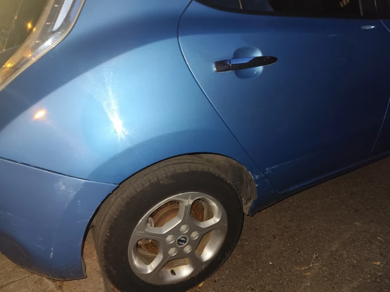 Nissan Leaf , снимка 13 - Автомобили и джипове - 47155768