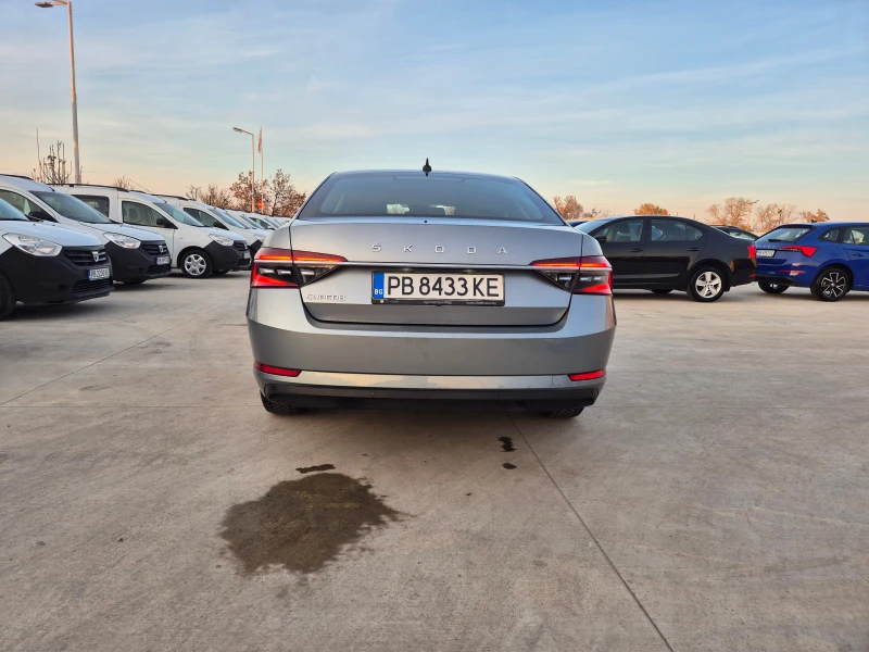 Skoda Superb В-Гаранция 2.0-TDI-А/T , снимка 4 - Автомобили и джипове - 48029738