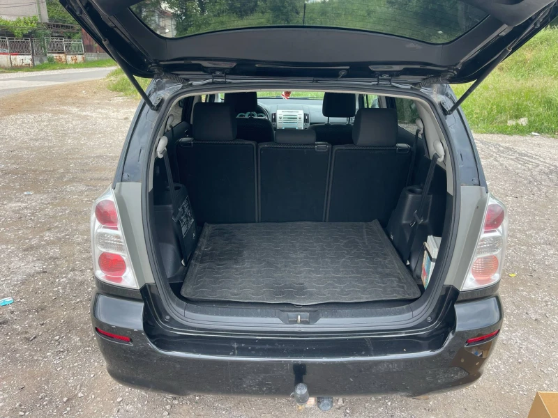 Toyota Corolla verso 2.2D4D, FACELIFT, 136кс., 2007г., снимка 5 - Автомобили и джипове - 51718329