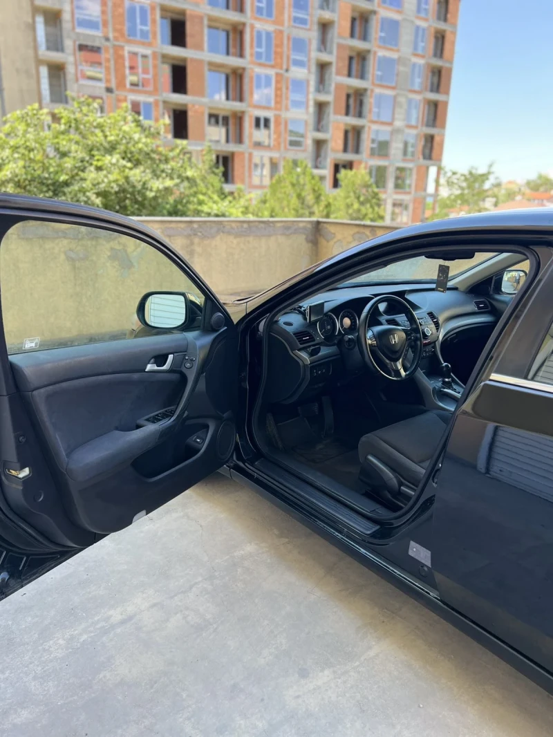 Honda Accord, снимка 16 - Автомобили и джипове - 52553517