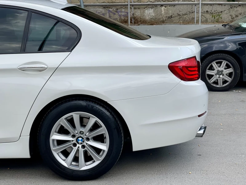 BMW 520, снимка 12 - Автомобили и джипове - 52806894