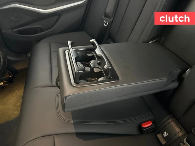 BMW 330 DIGITAL* BLINDSPOT* , снимка 16 - Автомобили и джипове - 53110760