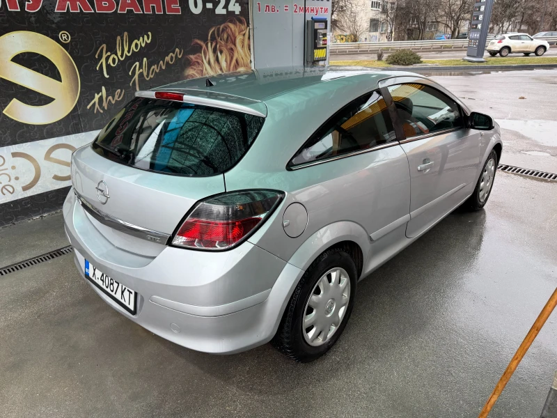 Opel Astra GTC  H 1.7, снимка 4 - Автомобили и джипове - 53302423
